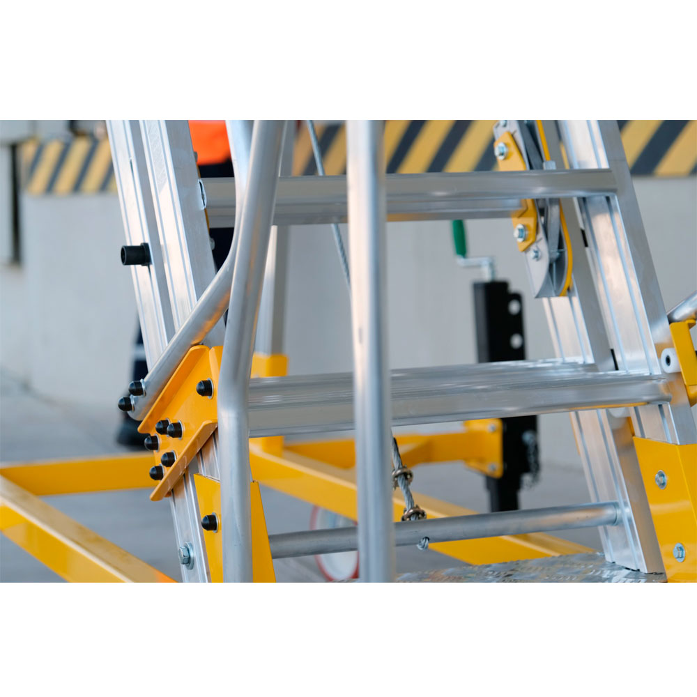 Mobil plattform - MONTANA YP300 - Plattformshöjd 3-4 m